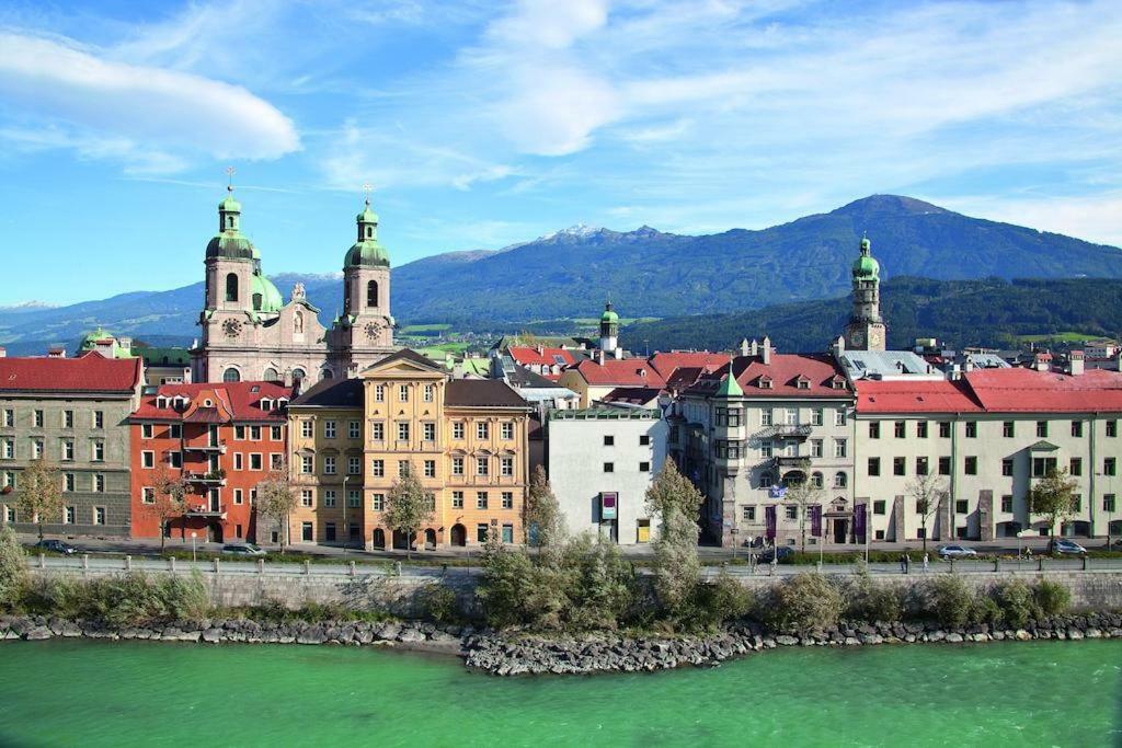 Apartment Maximilian In Old Town Innsbruck Extérieur photo
